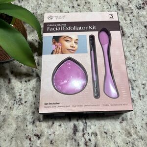 Taylor Lavender Facial Exfoliator Kit